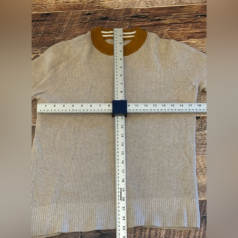 Faherty Throwback Waffle Knit Crew Organic Cotton/Cashmere In Oak Varsity, Small - Picture 7 of 9